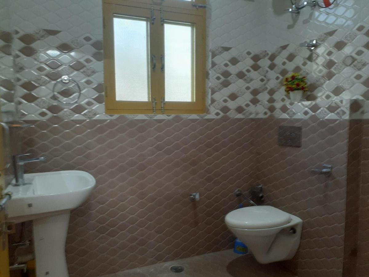 Gazing Moon Homestay Shamshi Екстериор снимка